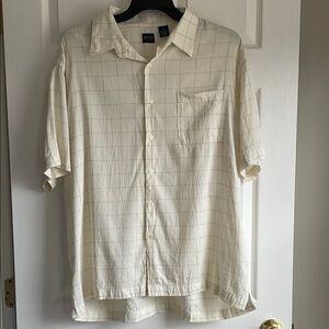 Arrow Short Sleeve Men's Buttondown Shirt